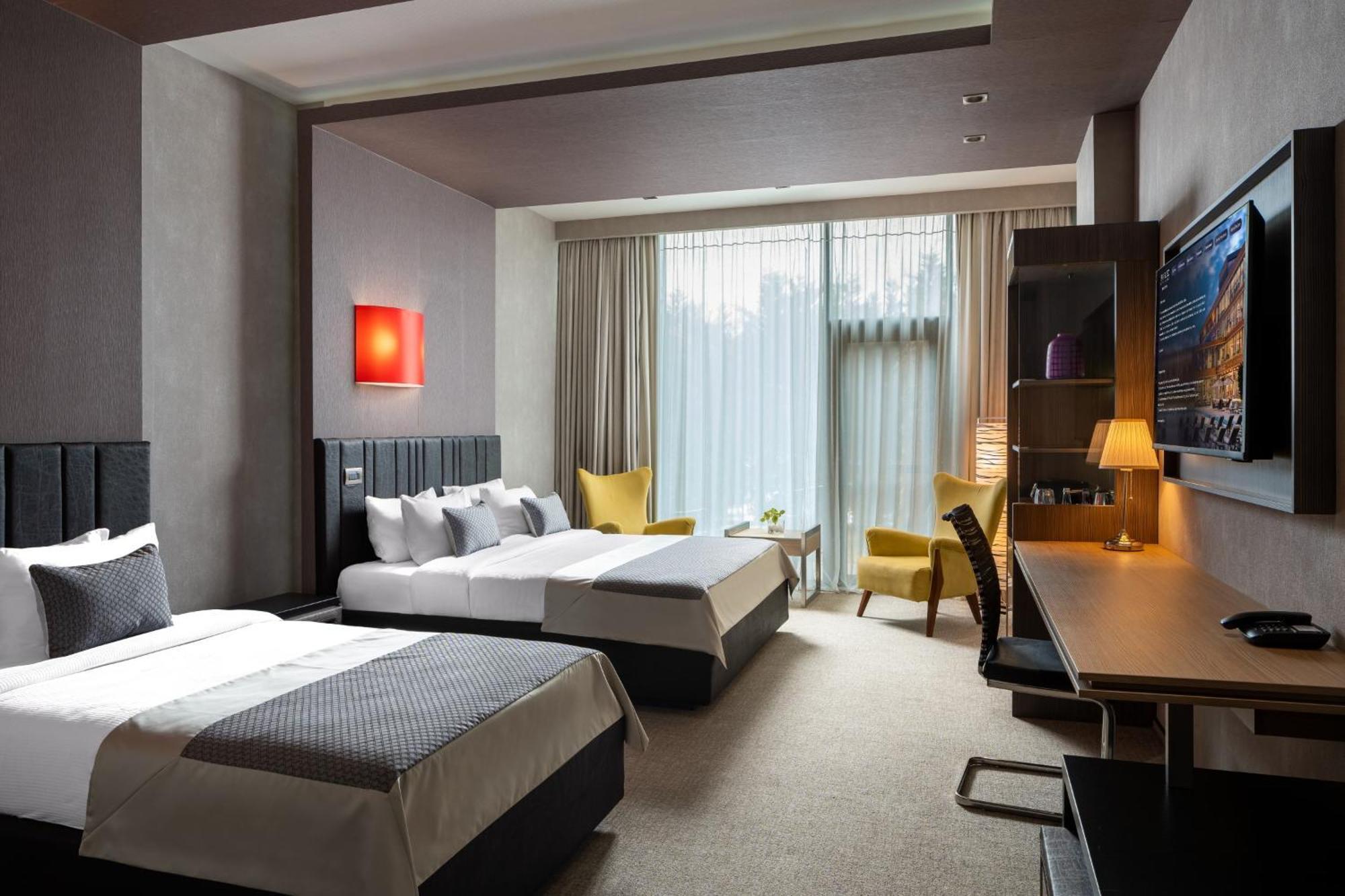 Sky Blue & Hotel 5*